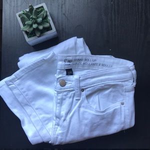 GAP white skinny roll up jeans